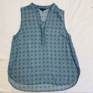 Anne Carson Aqua Sleeveless V-Neck Top